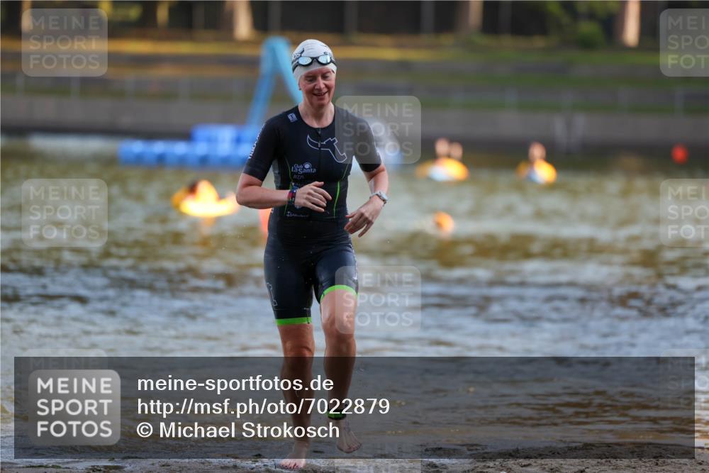 08.09.2024 - Stadtparktriathlon Michael Strokosch http://msf.ph/oto/7022879 08.09.2024 09:09:34 Schwimmen 168 meine-sportfotos.de
