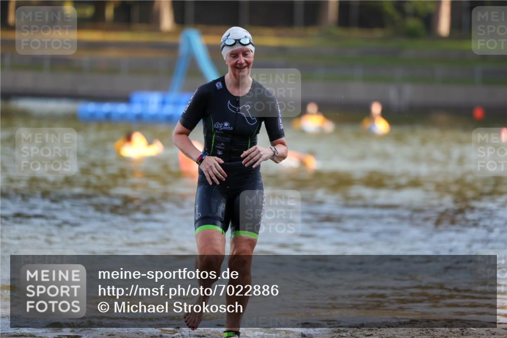 08.09.2024 - Stadtparktriathlon Michael Strokosch http://msf.ph/oto/7022886 08.09.2024 09:09:34 Schwimmen 168 meine-sportfotos.de