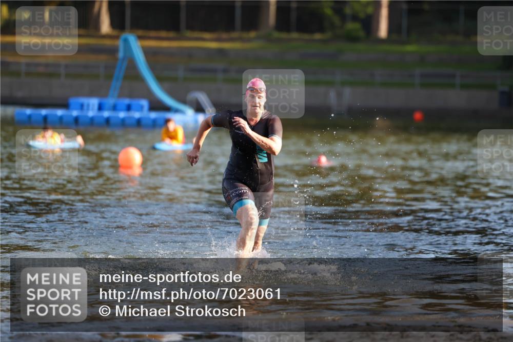 08.09.2024 - Stadtparktriathlon Michael Strokosch http://msf.ph/oto/7023061 08.09.2024 09:10:07 Schwimmen 179 meine-sportfotos.de