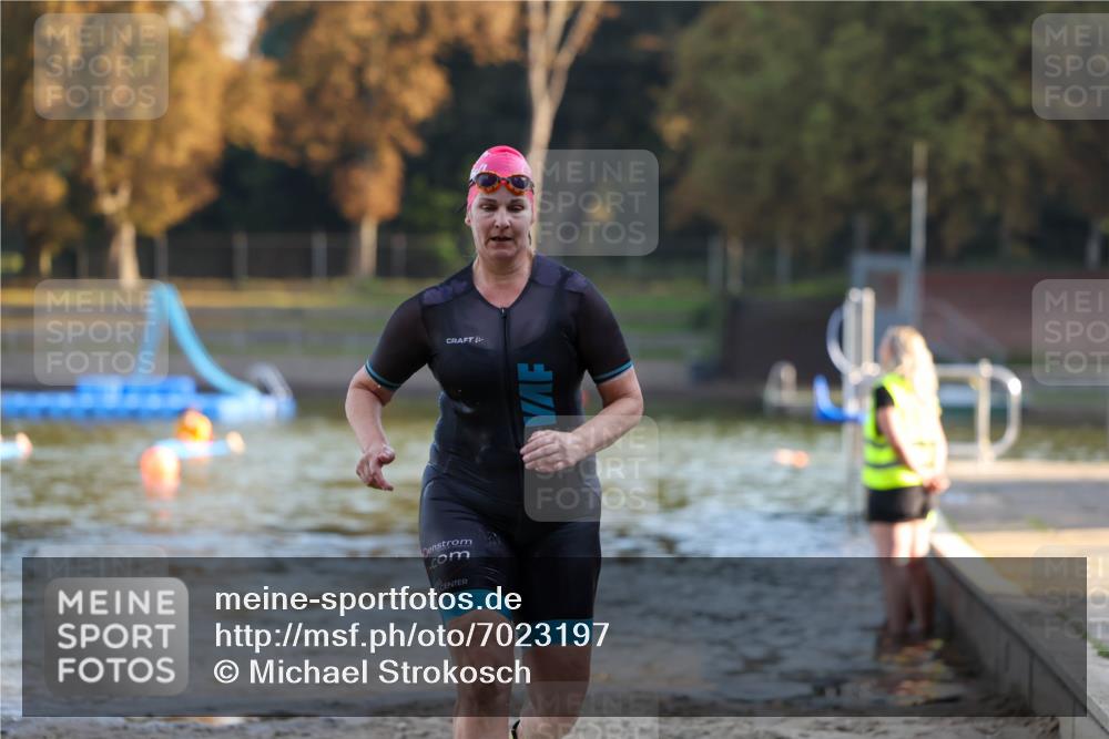 08.09.2024 - Stadtparktriathlon Michael Strokosch http://msf.ph/oto/7023197 08.09.2024 09:10:13 Schwimmen 179 meine-sportfotos.de