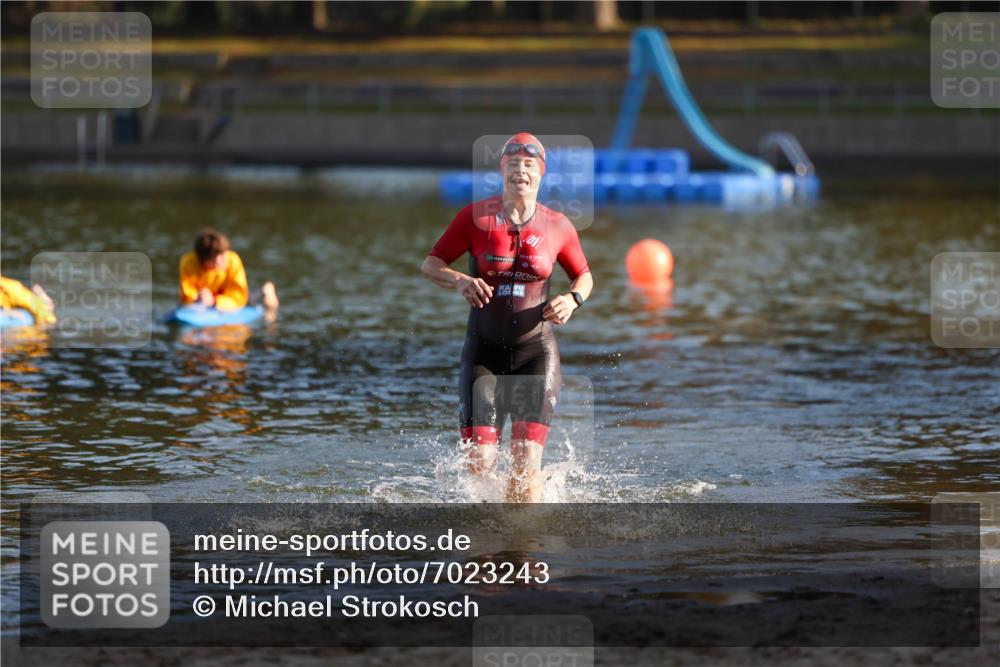 08.09.2024 - Stadtparktriathlon Michael Strokosch http://msf.ph/oto/7023243 08.09.2024 09:10:41 Schwimmen 148 meine-sportfotos.de