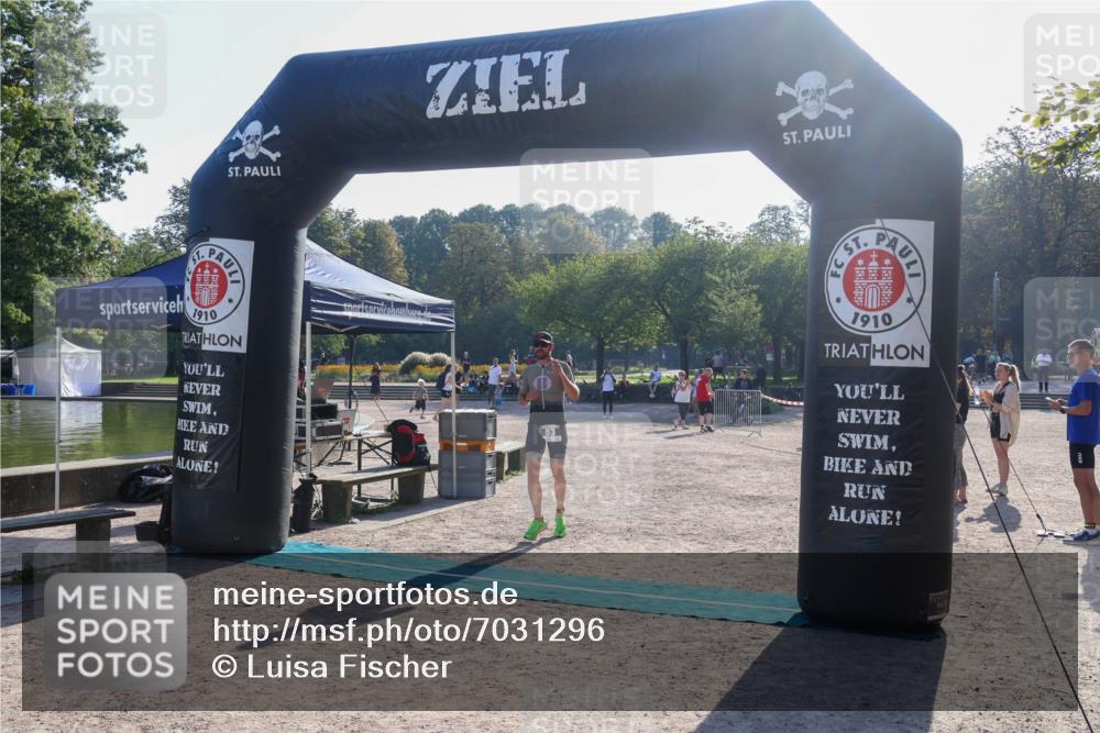 08.09.2024 - Stadtparktriathlon Luisa Fischer http://msf.ph/oto/7031296 08.09.2024 09:31:10 Ziel 53 meine-sportfotos.de