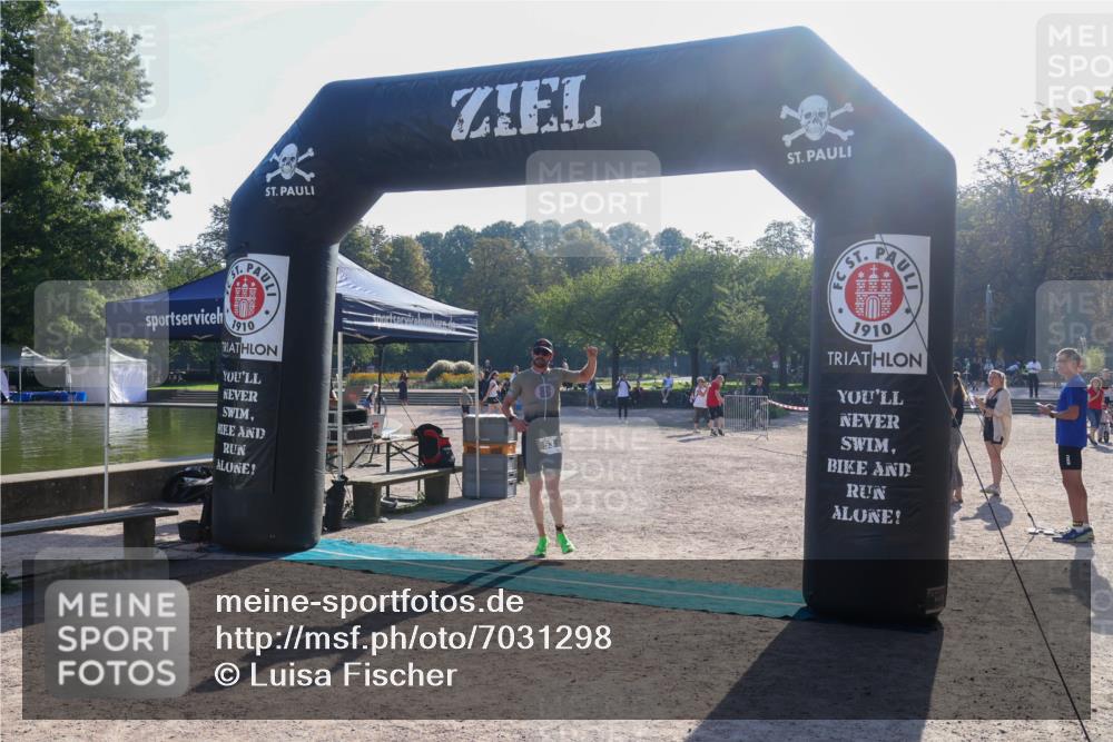 08.09.2024 - Stadtparktriathlon Luisa Fischer http://msf.ph/oto/7031298 08.09.2024 09:31:10 Ziel 53 meine-sportfotos.de