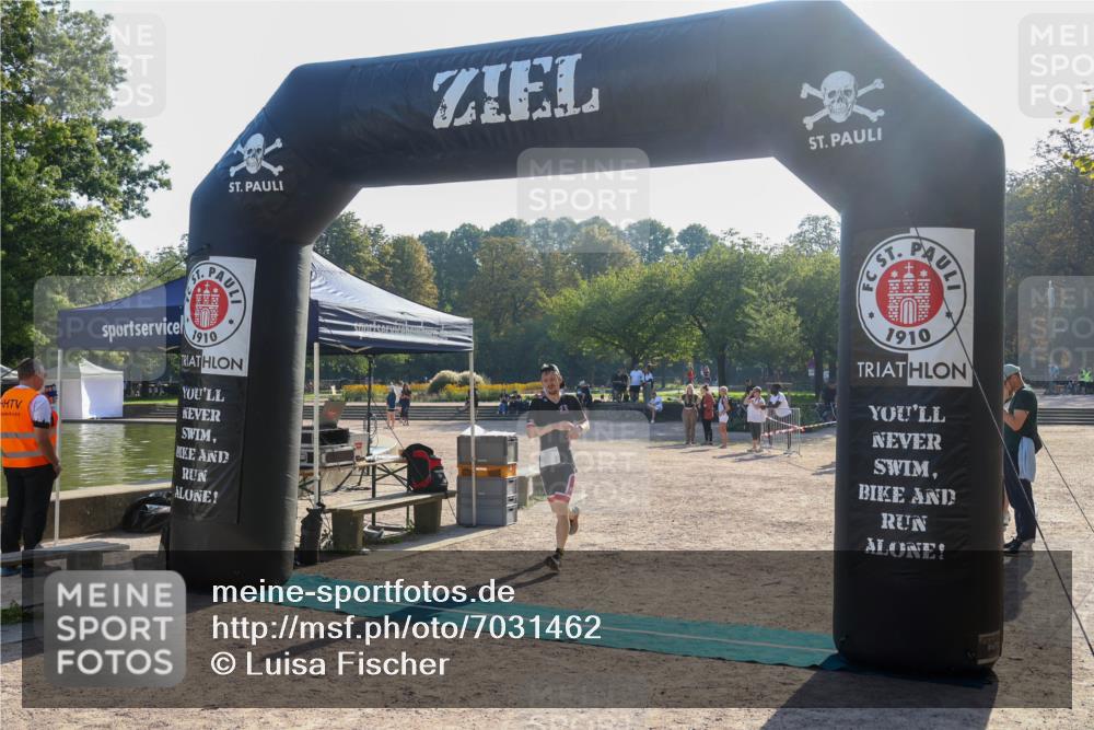 08.09.2024 - Stadtparktriathlon Luisa Fischer http://msf.ph/oto/7031462 08.09.2024 09:36:40 Ziel 86 meine-sportfotos.de