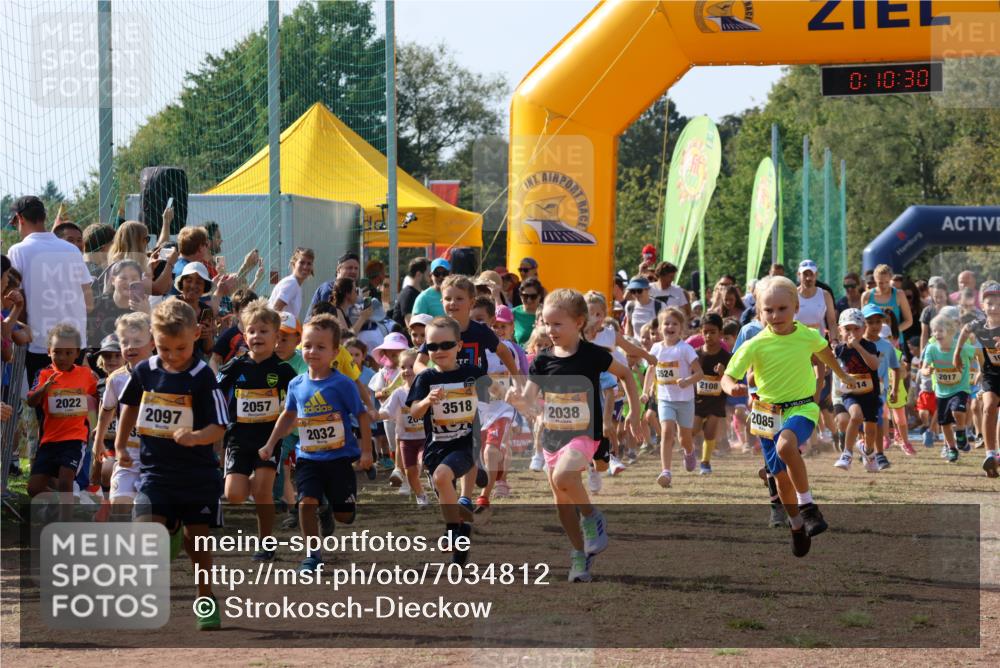 08.09.2024 - Airport Race Strokosch-Dieckow http://msf.ph/oto/7034812 08.09.2024 11:11:11 Ziel  meine-sportfotos.de