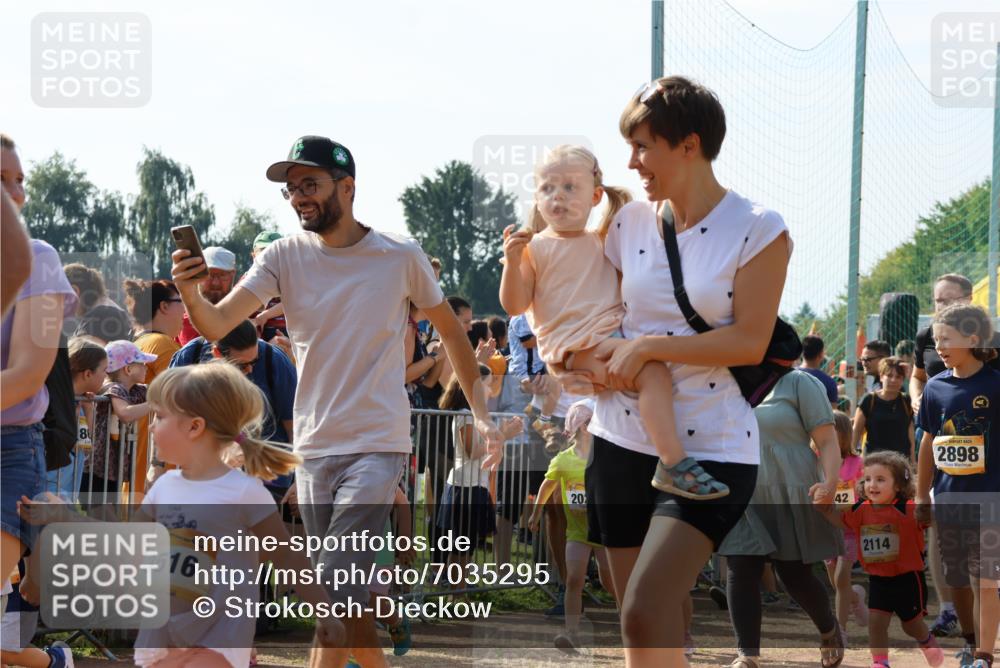 08.09.2024 - Airport Race Strokosch-Dieckow http://msf.ph/oto/7035295 08.09.2024 11:11:36 Ziel  meine-sportfotos.de