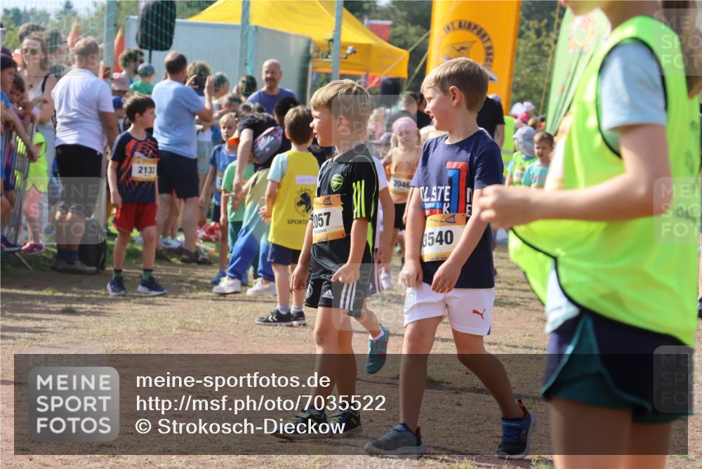 08.09.2024 - Airport Race Strokosch-Dieckow http://msf.ph/oto/7035522 08.09.2024 11:13:49 Ziel  meine-sportfotos.de