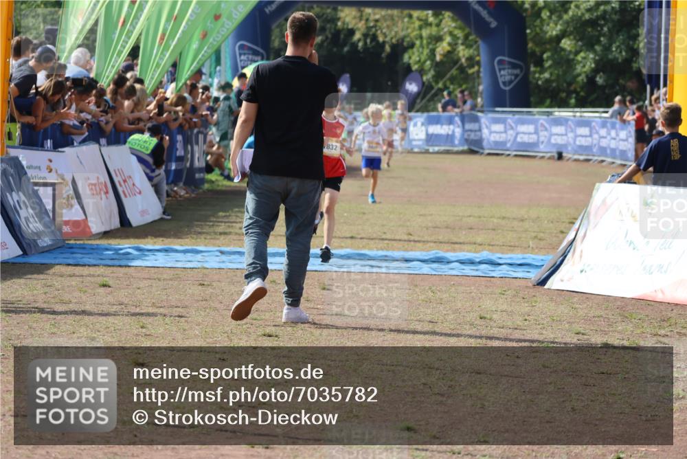 08.09.2024 - Airport Race Strokosch-Dieckow http://msf.ph/oto/7035782 08.09.2024 11:26:25 Ziel 1832, 1887, 3430 meine-sportfotos.de