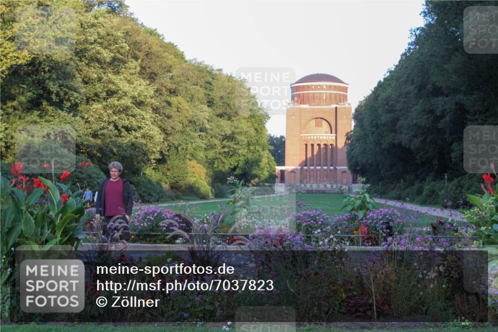 08.09.2024 - Stadtparktriathlon Zöllner http://msf.ph/oto/7037823 08.09.2024 07:54:33 Radfahren  meine-sportfotos.de