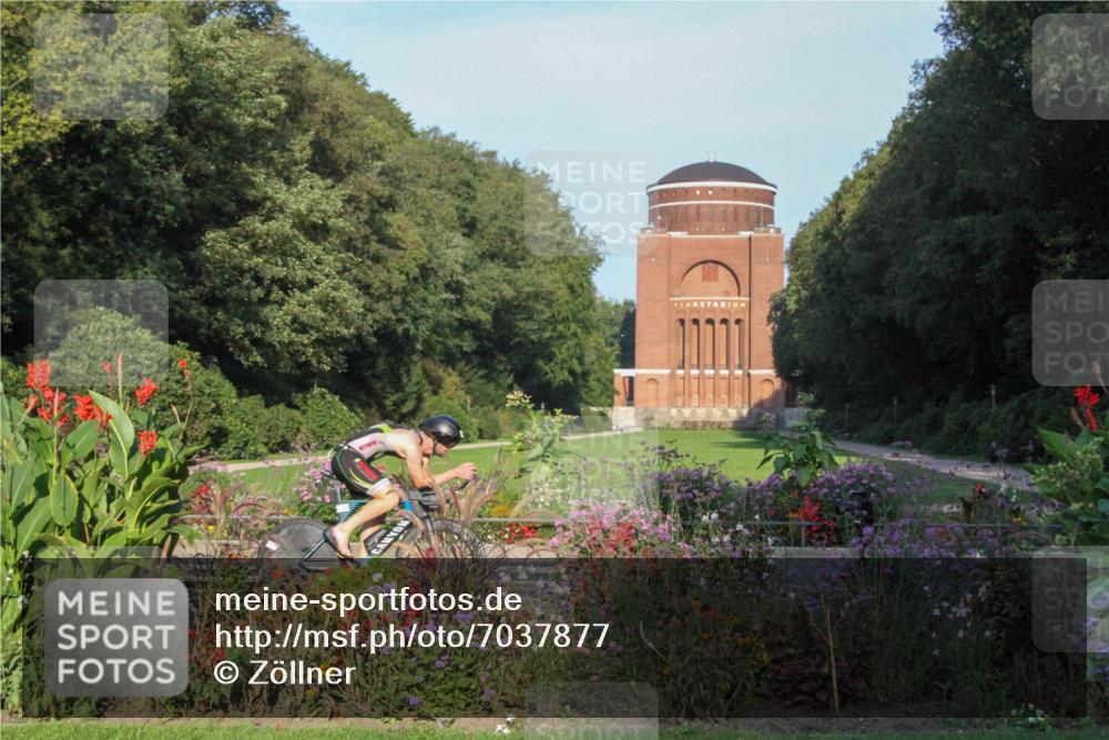 08.09.2024 - Stadtparktriathlon Zöllner http://msf.ph/oto/7037877 08.09.2024 08:48:38 Radfahren 53, 69 meine-sportfotos.de