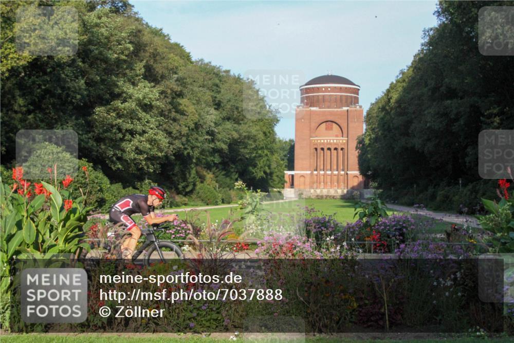 08.09.2024 - Stadtparktriathlon Zöllner http://msf.ph/oto/7037888 08.09.2024 08:49:44 Radfahren 17, 38 meine-sportfotos.de