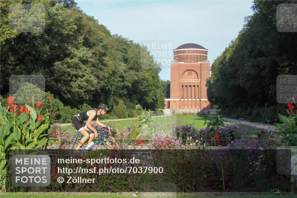 08.09.2024 - Stadtparktriathlon Zöllner http://msf.ph/oto/7037900 08.09.2024 08:50:16 Radfahren 56 meine-sportfotos.de