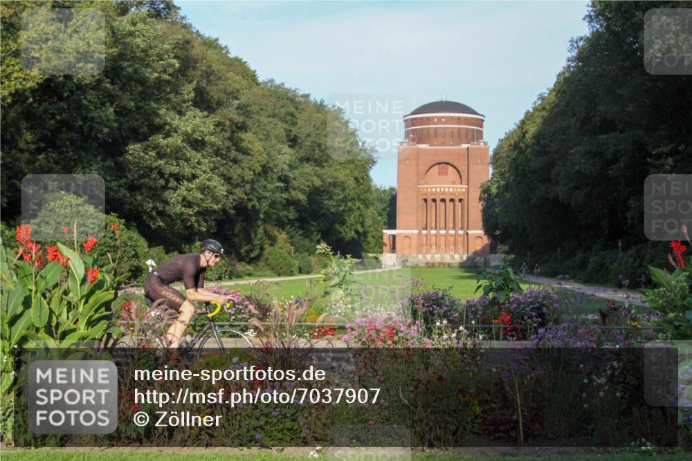 08.09.2024 - Stadtparktriathlon Zöllner http://msf.ph/oto/7037907 08.09.2024 08:50:24 Radfahren 1, 22, 32 meine-sportfotos.de