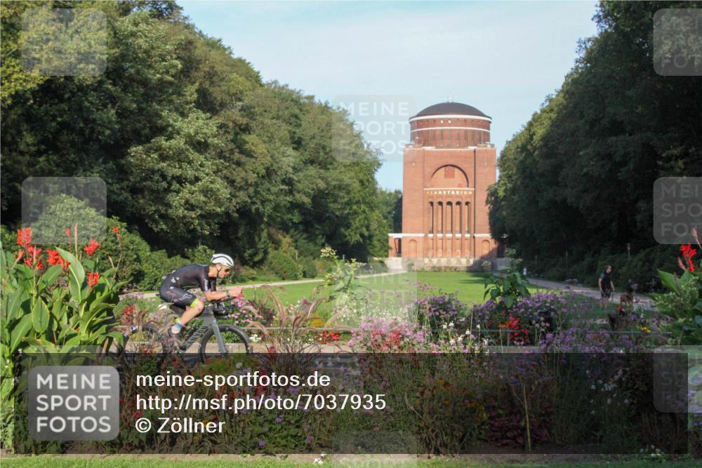 08.09.2024 - Stadtparktriathlon Zöllner http://msf.ph/oto/7037935 08.09.2024 08:51:17 Radfahren 20, 71, 77, 80 meine-sportfotos.de