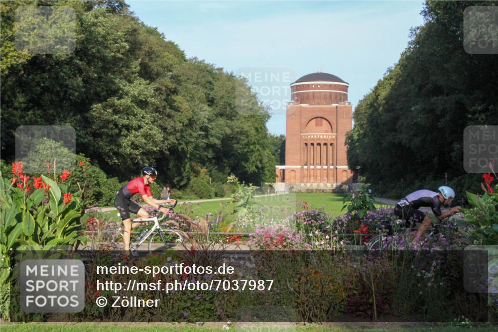 08.09.2024 - Stadtparktriathlon Zöllner http://msf.ph/oto/7037987 08.09.2024 08:52:32 Radfahren 15, 21, 27, 28, 37, 63 meine-sportfotos.de