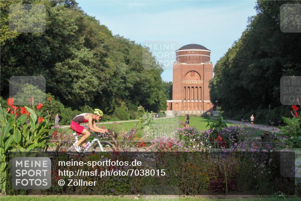 08.09.2024 - Stadtparktriathlon Zöllner http://msf.ph/oto/7038015 08.09.2024 08:53:18 Radfahren 8, 24, 46, 58 meine-sportfotos.de