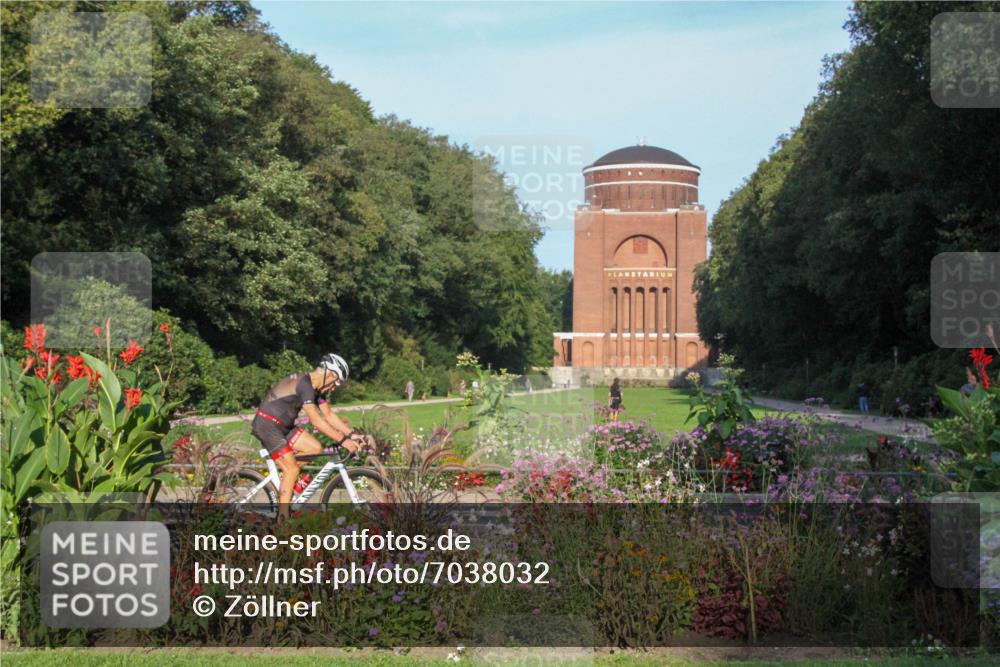 08.09.2024 - Stadtparktriathlon Zöllner http://msf.ph/oto/7038032 08.09.2024 08:53:57 Radfahren 6, 7, 13, 14 meine-sportfotos.de