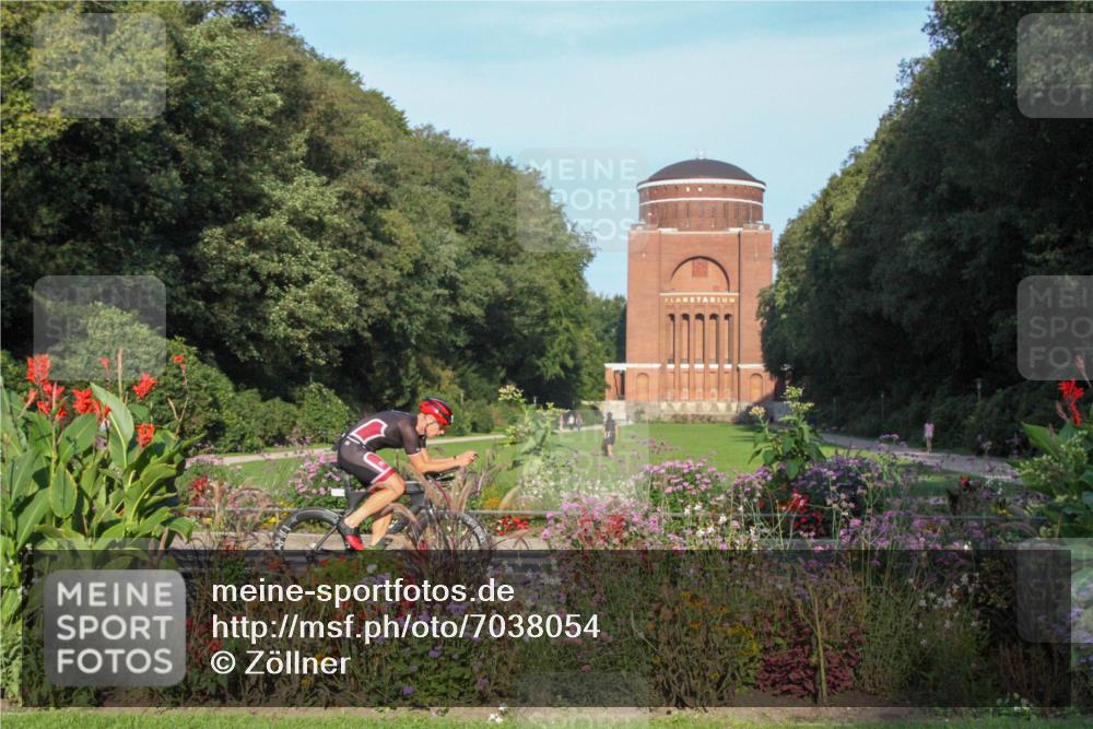 08.09.2024 - Stadtparktriathlon Zöllner http://msf.ph/oto/7038054 08.09.2024 08:55:19 Radfahren 17 meine-sportfotos.de