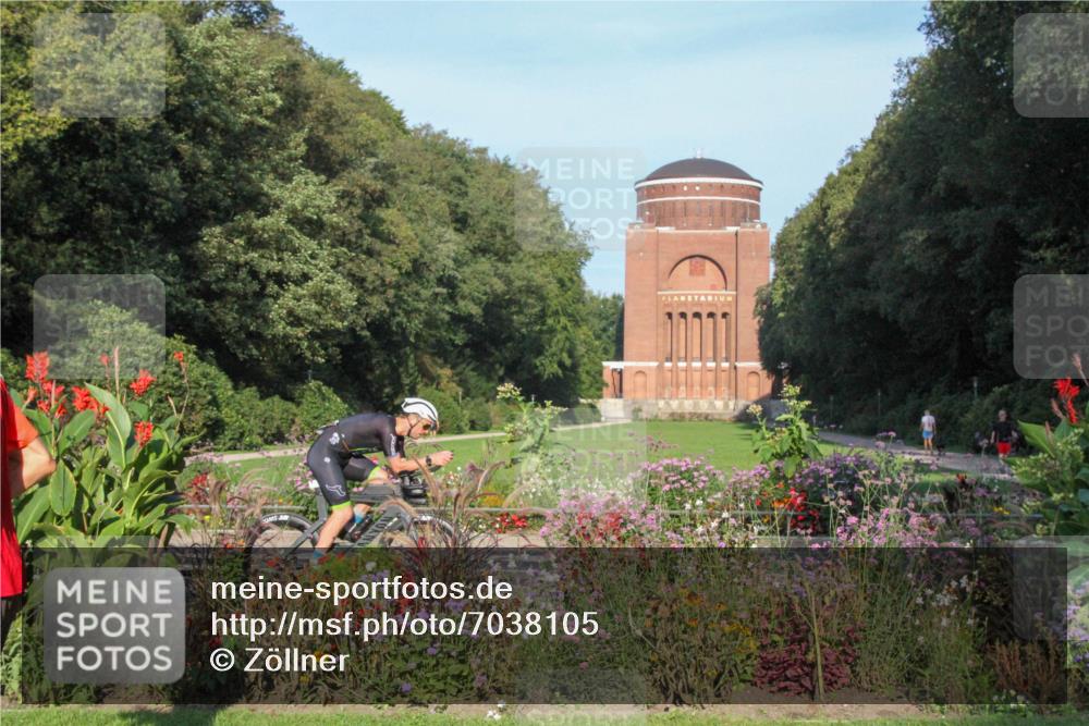 08.09.2024 - Stadtparktriathlon Zöllner http://msf.ph/oto/7038105 08.09.2024 08:57:06 Radfahren 77 meine-sportfotos.de