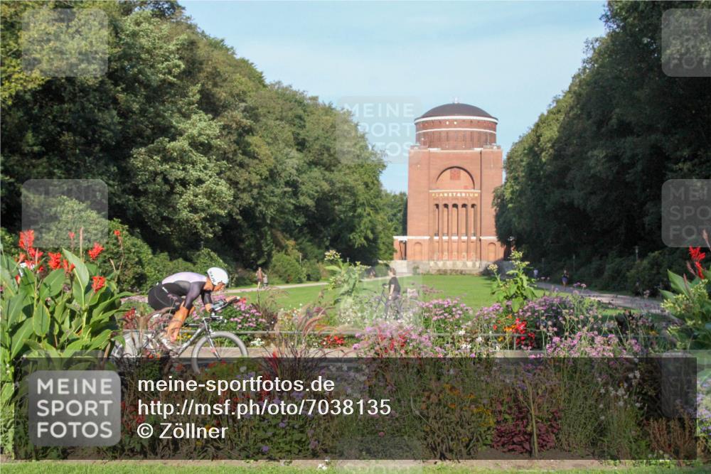 08.09.2024 - Stadtparktriathlon Zöllner http://msf.ph/oto/7038135 08.09.2024 08:58:06 Radfahren 15, 40, 54, 63, 76 meine-sportfotos.de