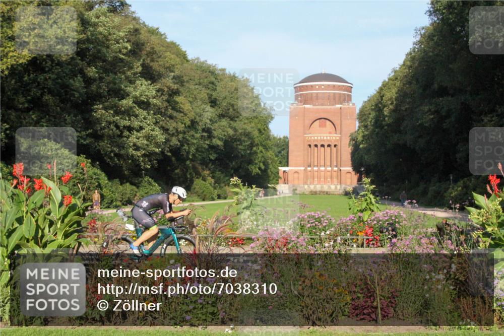 08.09.2024 - Stadtparktriathlon Zöllner http://msf.ph/oto/7038310 08.09.2024 09:03:04 Radfahren 39, 78, 115 meine-sportfotos.de