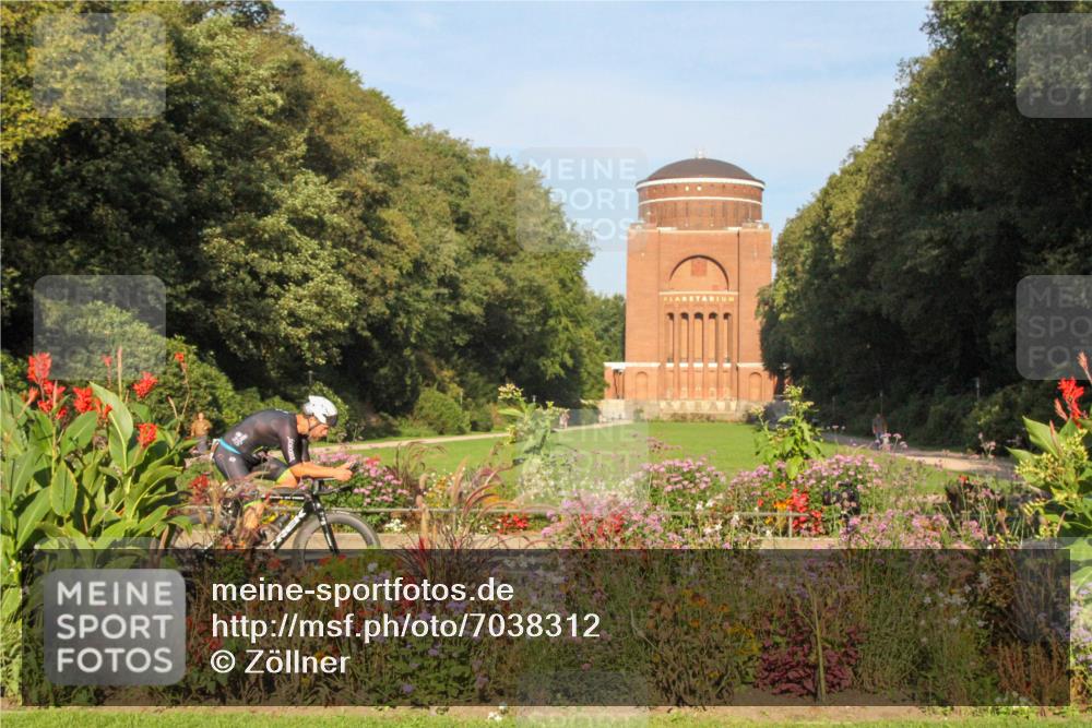 08.09.2024 - Stadtparktriathlon Zöllner http://msf.ph/oto/7038312 08.09.2024 09:03:05 Radfahren 78, 115, 120 meine-sportfotos.de