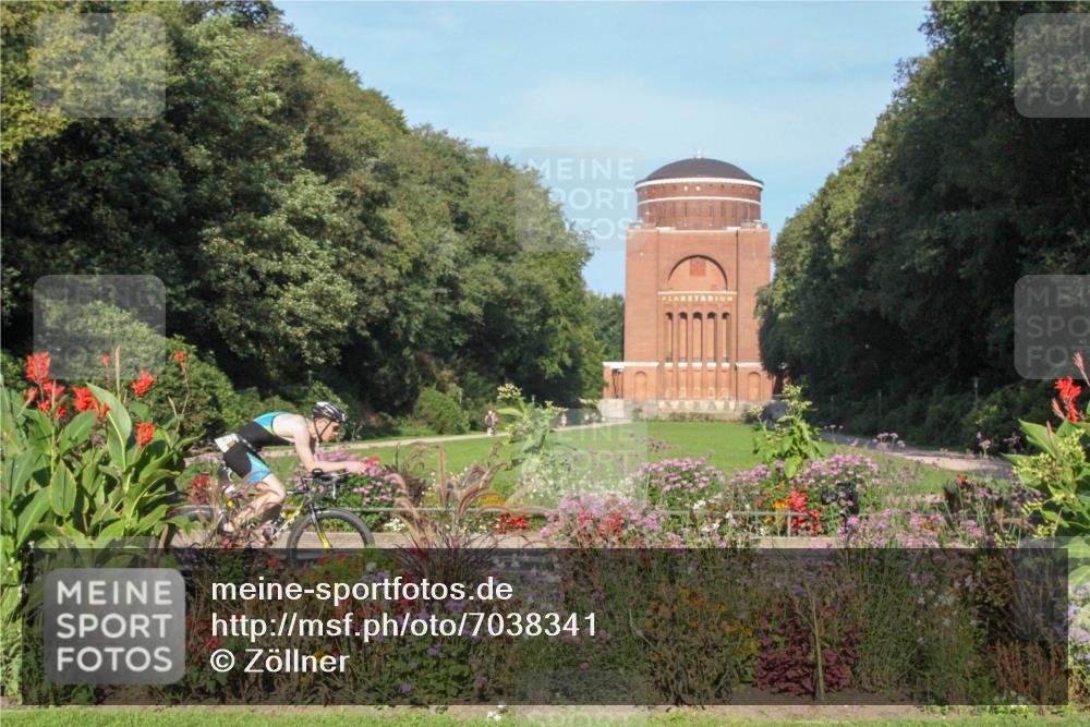 08.09.2024 - Stadtparktriathlon Zöllner http://msf.ph/oto/7038341 08.09.2024 09:03:43 Radfahren 2, 25, 26, 80, 109 meine-sportfotos.de