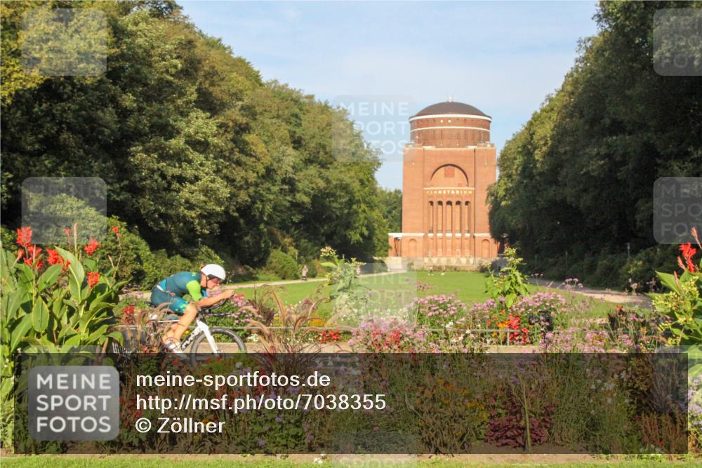 08.09.2024 - Stadtparktriathlon Zöllner http://msf.ph/oto/7038355 08.09.2024 09:03:50 Radfahren 15, 21, 25, 40, 44, 54, 63, 72, 94 meine-sportfotos.de