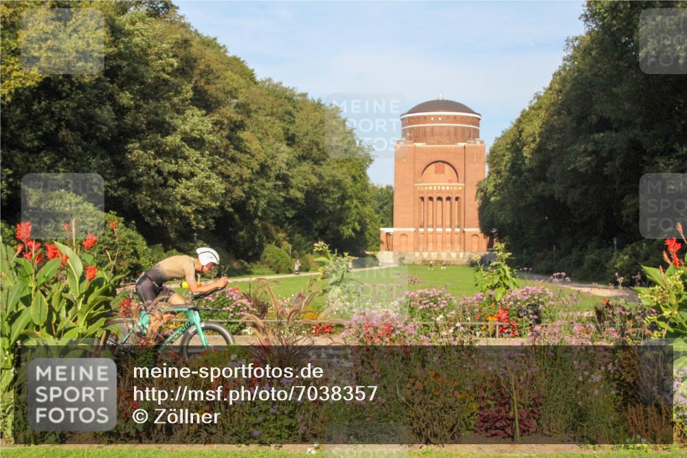 08.09.2024 - Stadtparktriathlon Zöllner http://msf.ph/oto/7038357 08.09.2024 09:03:51 Radfahren 15, 21, 40, 44, 54, 63, 72, 83, 94 meine-sportfotos.de