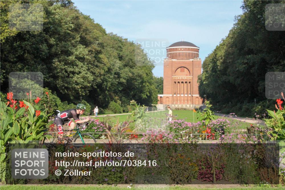 08.09.2024 - Stadtparktriathlon Zöllner http://msf.ph/oto/7038416 08.09.2024 09:04:54 Radfahren 27, 57, 69, 85, 87, 116, 121 meine-sportfotos.de