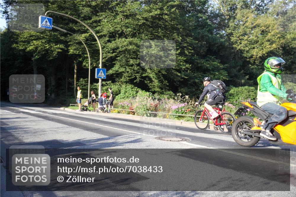 08.09.2024 - Stadtparktriathlon Zöllner http://msf.ph/oto/7038433 08.09.2024 08:51:38 Radfahren 39, 78 meine-sportfotos.de