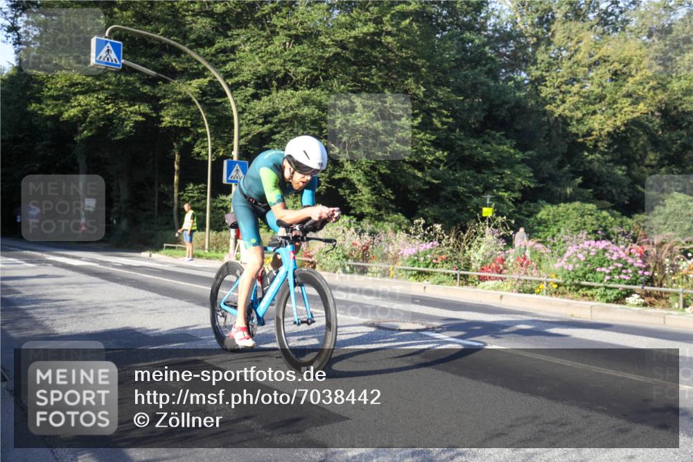08.09.2024 - Stadtparktriathlon Zöllner http://msf.ph/oto/7038442 08.09.2024 08:52:01 Radfahren 18, 44, 66 meine-sportfotos.de