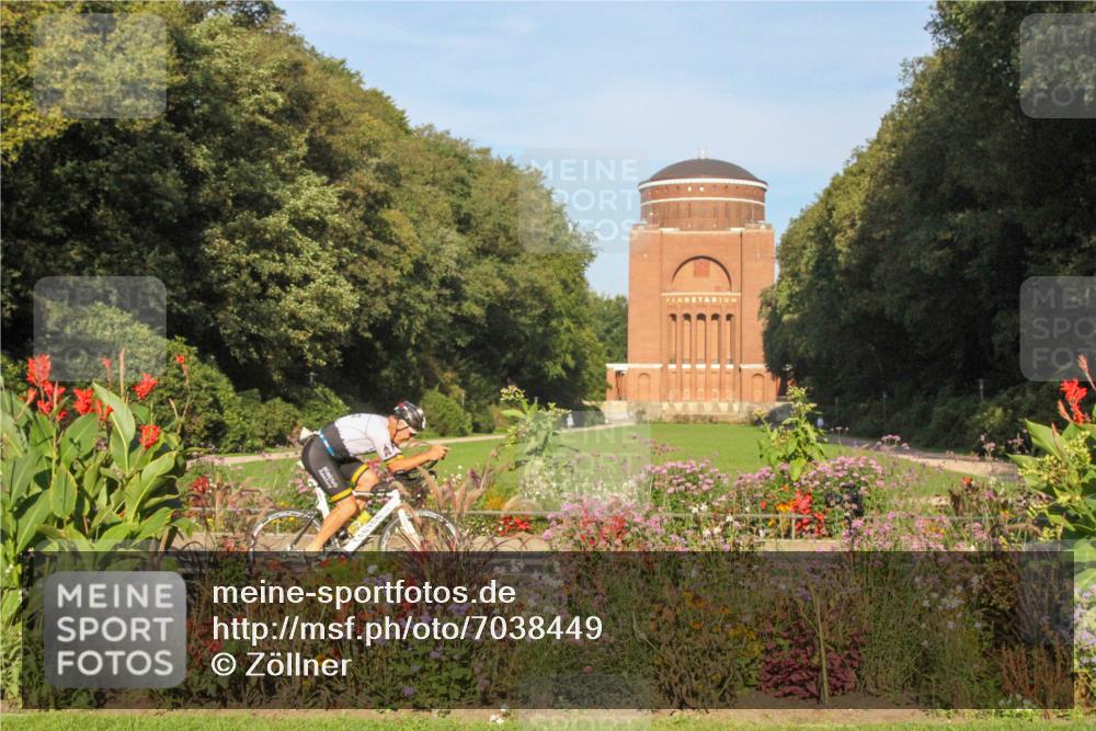 08.09.2024 - Stadtparktriathlon Zöllner http://msf.ph/oto/7038449 08.09.2024 09:05:49 Radfahren 60 meine-sportfotos.de