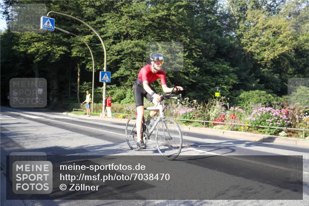 08.09.2024 - Stadtparktriathlon Zöllner http://msf.ph/oto/7038470 08.09.2024 08:52:32 Radfahren 15, 21, 27, 28, 37, 63 meine-sportfotos.de