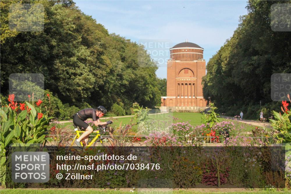 08.09.2024 - Stadtparktriathlon Zöllner http://msf.ph/oto/7038476 08.09.2024 09:06:55 Radfahren 111 meine-sportfotos.de