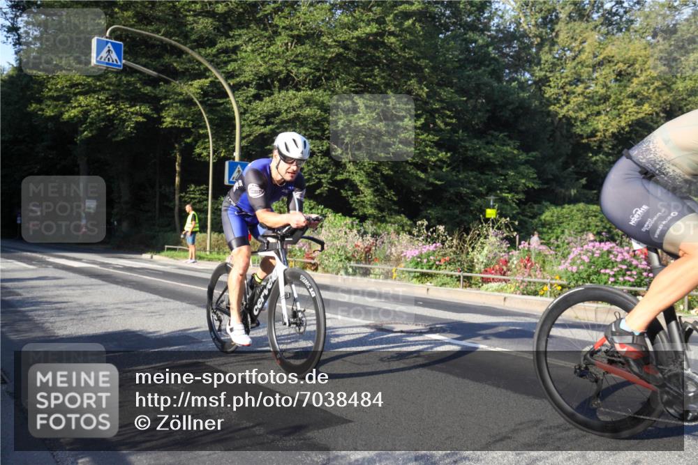 08.09.2024 - Stadtparktriathlon Zöllner http://msf.ph/oto/7038484 08.09.2024 08:53:03 Radfahren 4, 42, 45 meine-sportfotos.de