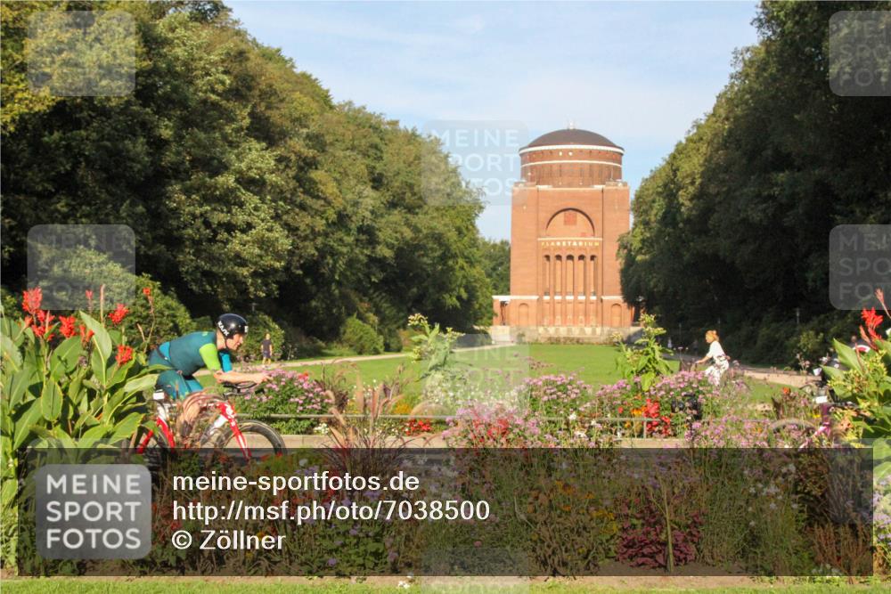 08.09.2024 - Stadtparktriathlon Zöllner http://msf.ph/oto/7038500 08.09.2024 09:07:38 Radfahren 1, 5, 6, 14, 49, 59, 65, 126 meine-sportfotos.de