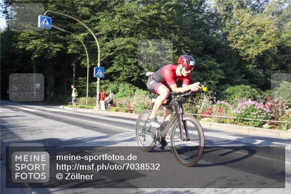 08.09.2024 - Stadtparktriathlon Zöllner http://msf.ph/oto/7038532 08.09.2024 08:55:26 Radfahren 38 meine-sportfotos.de
