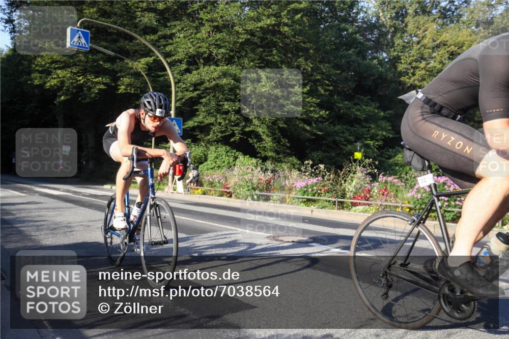 08.09.2024 - Stadtparktriathlon Zöllner http://msf.ph/oto/7038564 08.09.2024 08:56:47 Radfahren 32, 47, 56, 62 meine-sportfotos.de