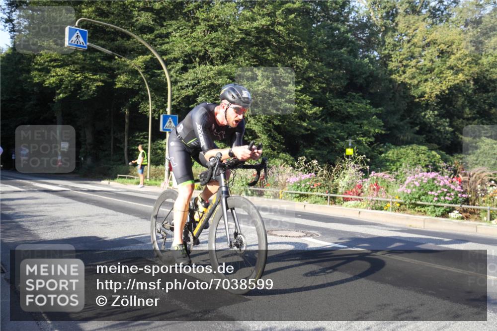 08.09.2024 - Stadtparktriathlon Zöllner http://msf.ph/oto/7038599 08.09.2024 08:58:04 Radfahren 15, 40, 54, 63, 76 meine-sportfotos.de