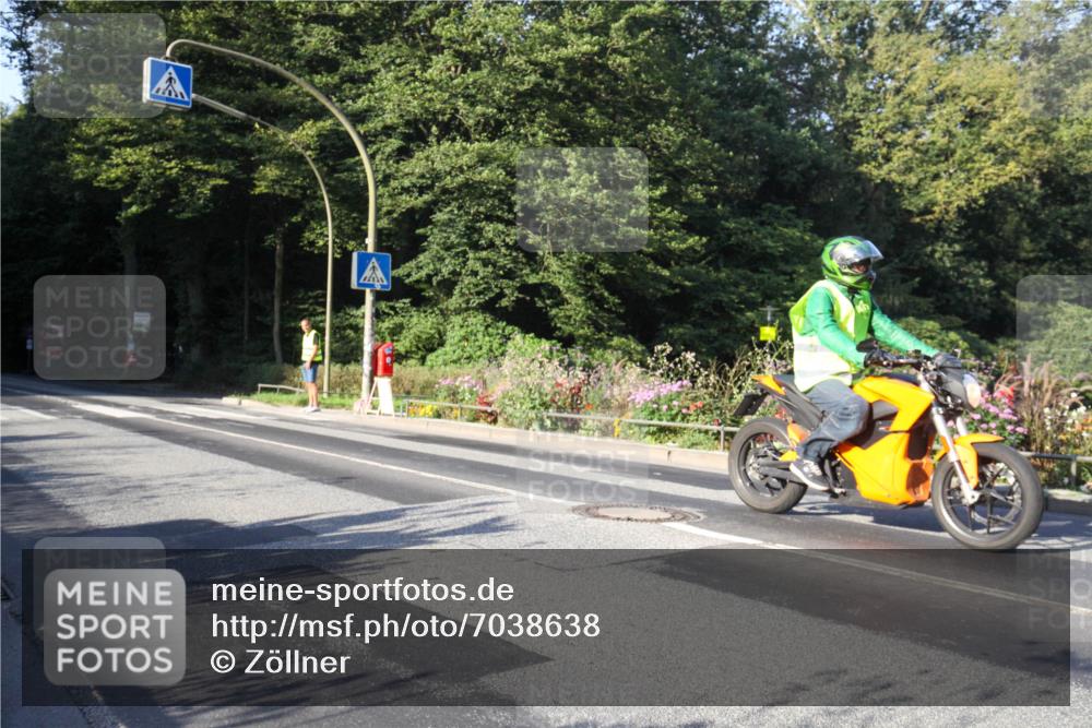 08.09.2024 - Stadtparktriathlon Zöllner http://msf.ph/oto/7038638 08.09.2024 08:58:55 Radfahren 27, 28 meine-sportfotos.de