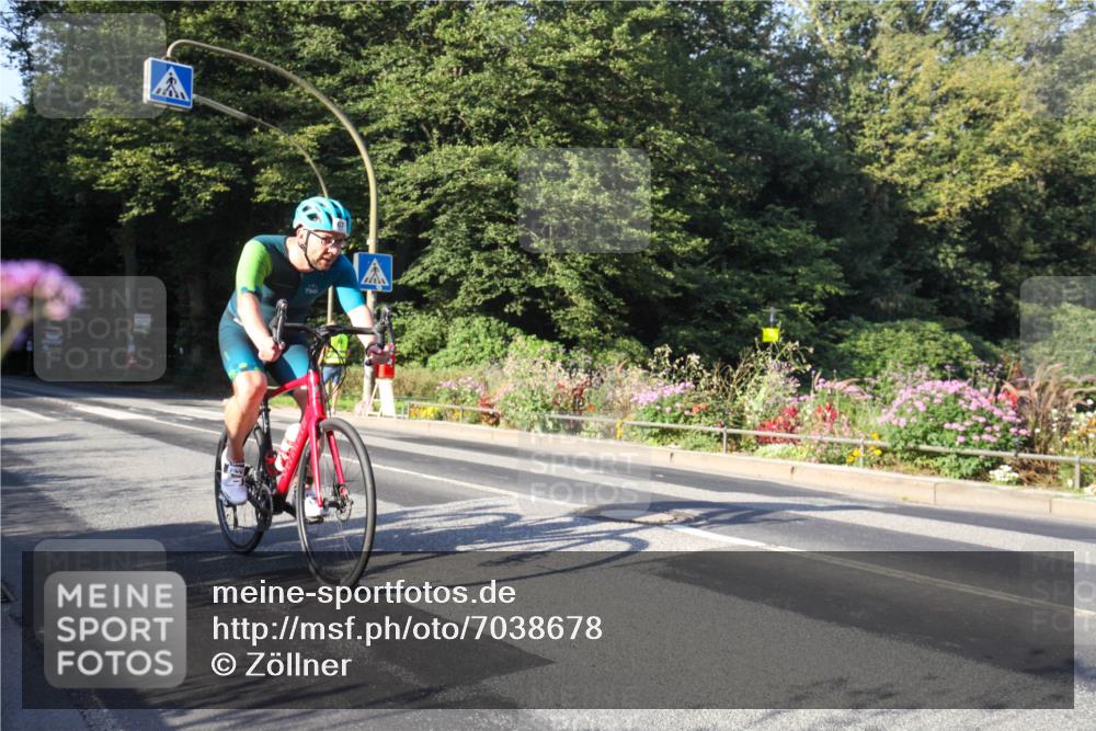 08.09.2024 - Stadtparktriathlon Zöllner http://msf.ph/oto/7038678 08.09.2024 09:00:37 Radfahren 11, 67 meine-sportfotos.de