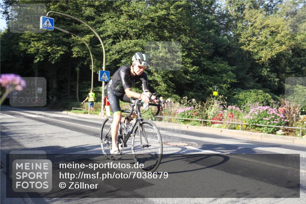 08.09.2024 - Stadtparktriathlon Zöllner http://msf.ph/oto/7038679 08.09.2024 09:00:53 Radfahren 6, 14, 17 meine-sportfotos.de