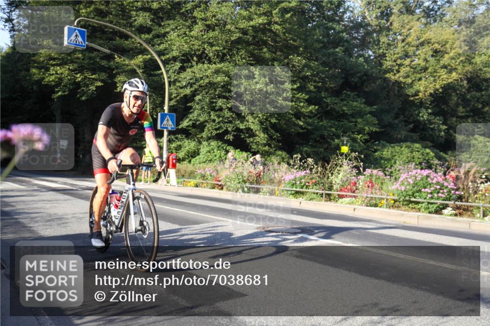 08.09.2024 - Stadtparktriathlon Zöllner http://msf.ph/oto/7038681 08.09.2024 09:00:54 Radfahren 6, 14, 17 meine-sportfotos.de