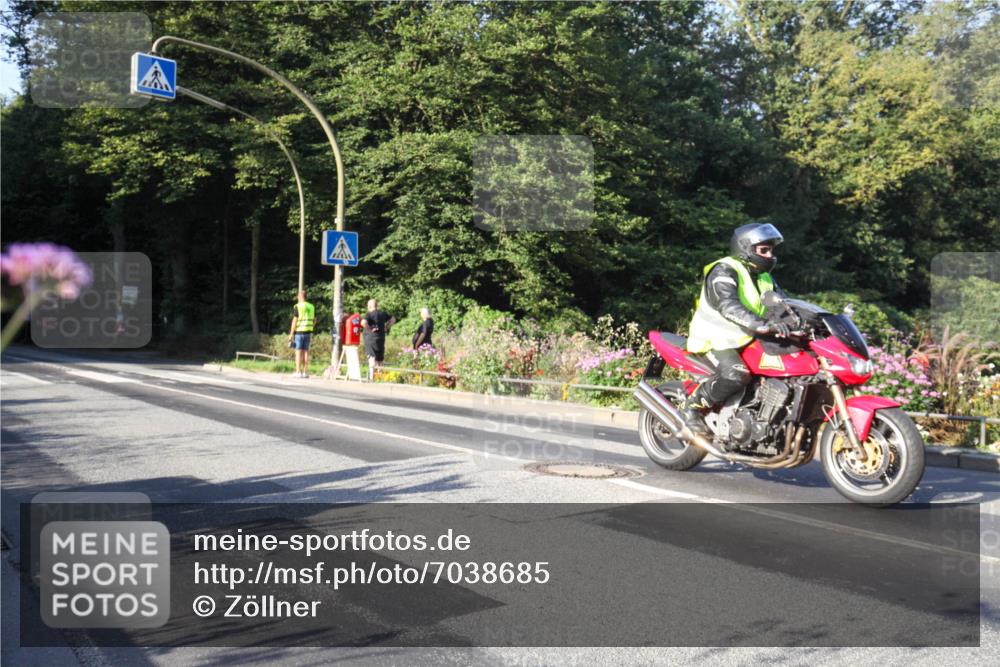 08.09.2024 - Stadtparktriathlon Zöllner http://msf.ph/oto/7038685 08.09.2024 09:00:59 Radfahren 17 meine-sportfotos.de