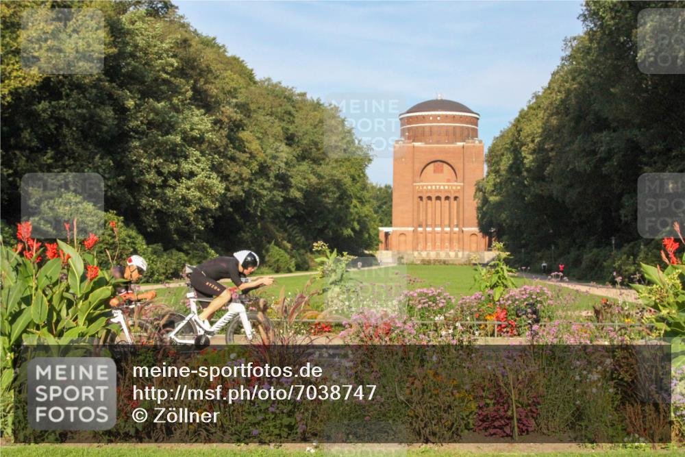 08.09.2024 - Stadtparktriathlon Zöllner http://msf.ph/oto/7038747 08.09.2024 09:12:45 Radfahren 68, 82, 88, 171 meine-sportfotos.de
