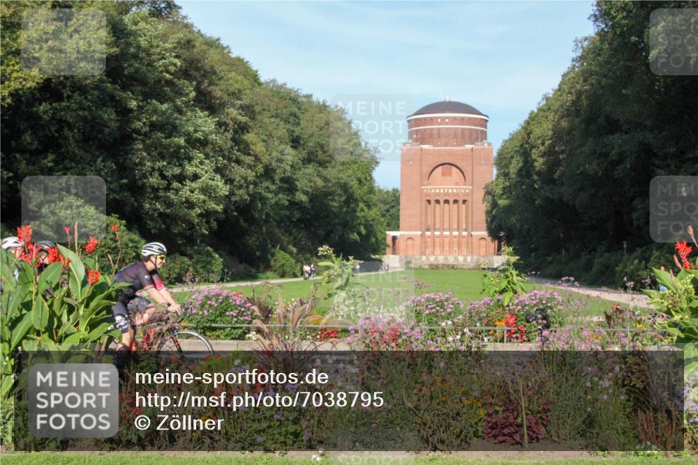 08.09.2024 - Stadtparktriathlon Zöllner http://msf.ph/oto/7038795 08.09.2024 09:13:49 Radfahren 52, 95, 152, 155 meine-sportfotos.de
