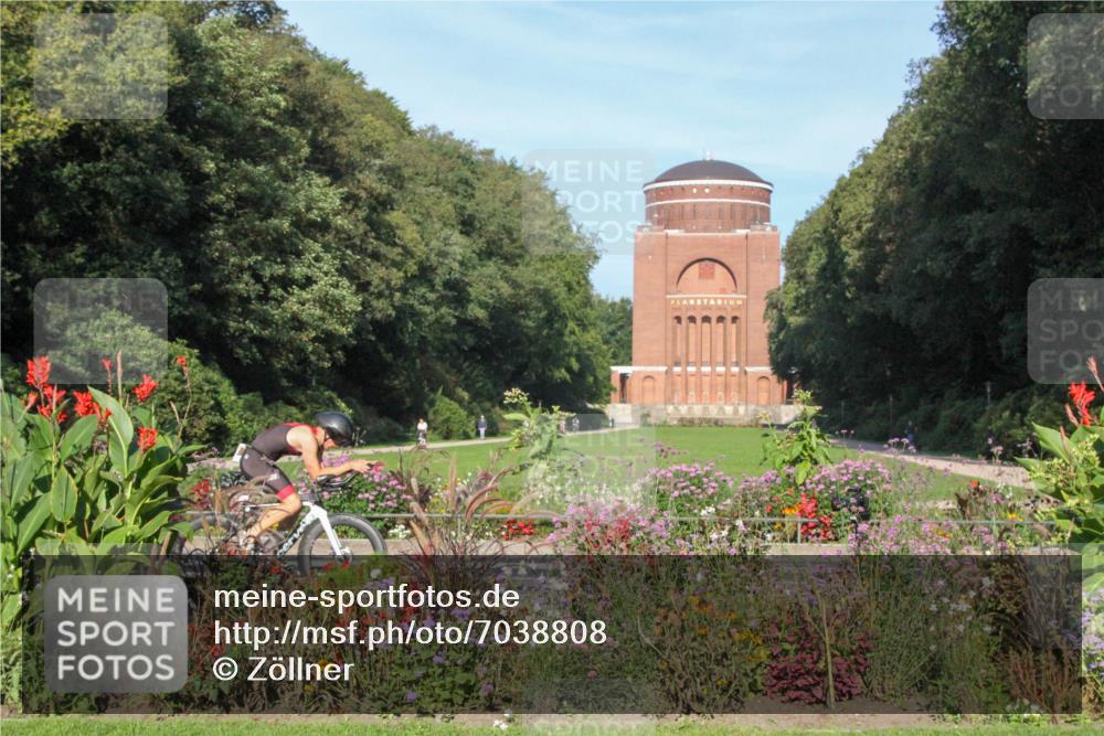 08.09.2024 - Stadtparktriathlon Zöllner http://msf.ph/oto/7038808 08.09.2024 09:14:07 Radfahren 3, 33, 135, 145 meine-sportfotos.de