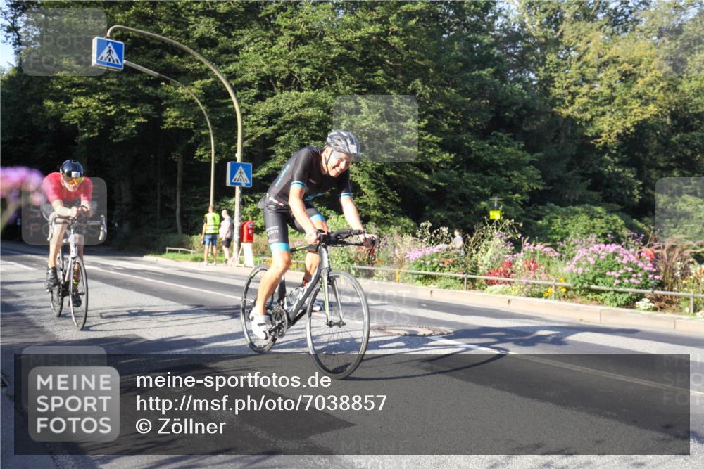 08.09.2024 - Stadtparktriathlon Zöllner http://msf.ph/oto/7038857 08.09.2024 09:04:57 Radfahren 27, 74, 85, 121 meine-sportfotos.de