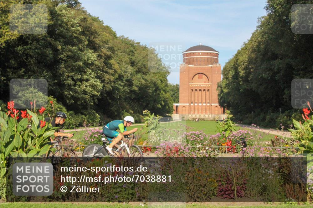 08.09.2024 - Stadtparktriathlon Zöllner http://msf.ph/oto/7038881 08.09.2024 09:15:14 Radfahren 15, 21, 35, 40, 44, 54, 63, 76 meine-sportfotos.de